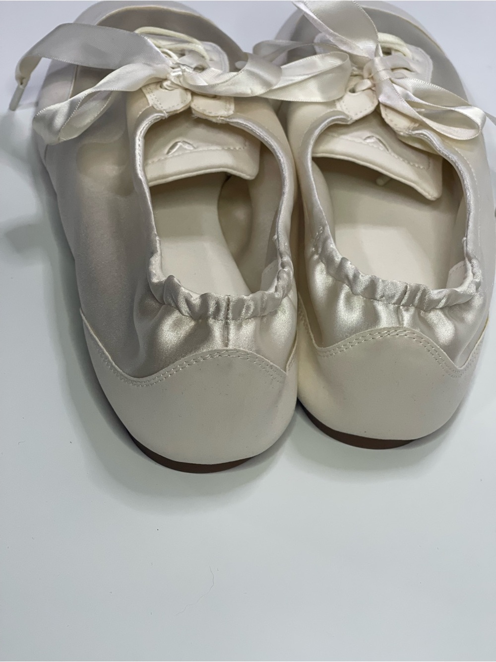 VIVAIA Women's Cristina Square-Toe Sneakers in Ivory - Picture 3 of 9